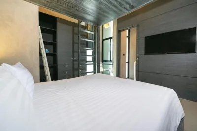 Villa Lami - Luxury 3-Bedroom Modern Villa in Phuket with Private Pool, Gym & Sauna – 사진 11